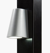 Купить Элегантное LED-освещение Locinox (Бельгия) TRICONE для ворот, цвета zilver и 9005 (черный) в Донецке
